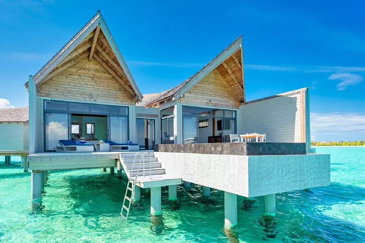 Movenpick Resort Kuredhivaru-1